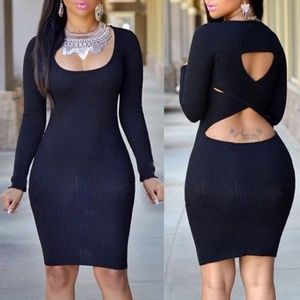 Sexy U-Neck Hollow Long Sleeve Dress-Black  ;1